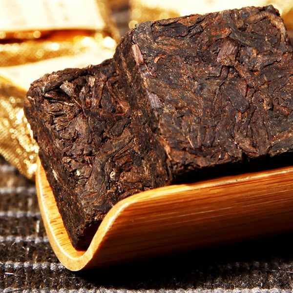 Ripe Puer Tea Brick Old Pu'er Black Tea Cooked Puerh Yellow Iron Box Yunnan 250g