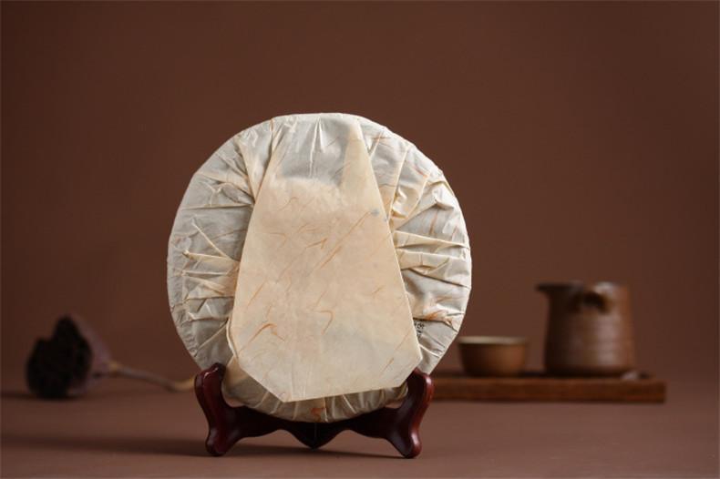 Puer Raw tea-cake puerh resistant brewing bright color sweet Old ban zhang Tea Secondary image