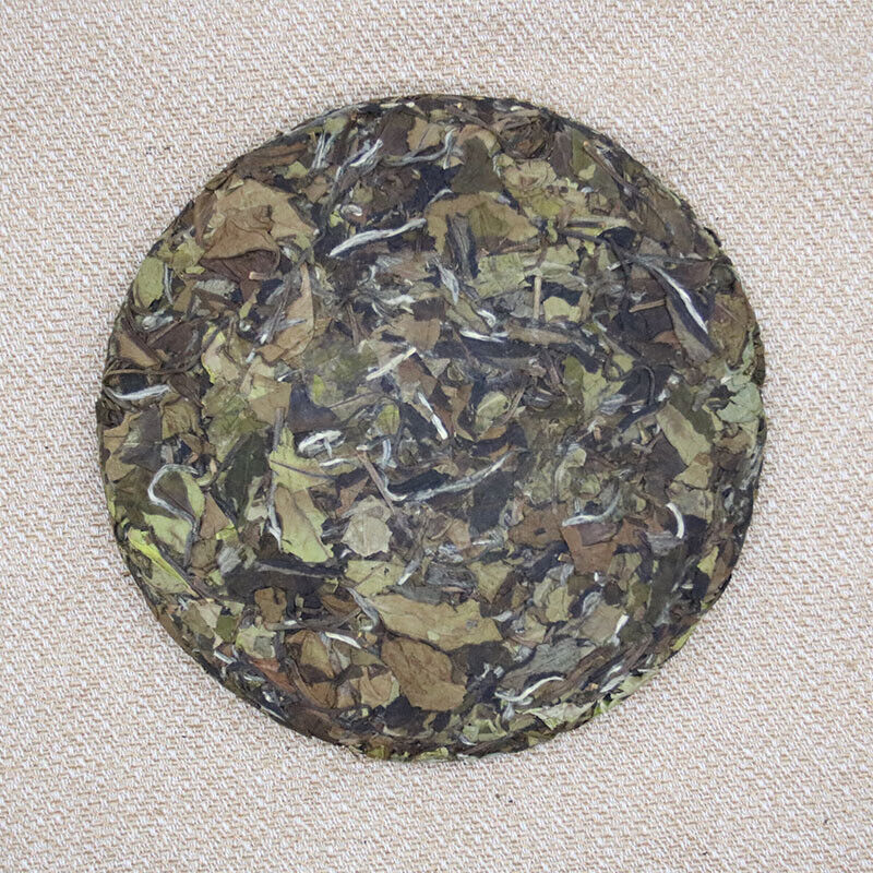 Health Care Organic Small Leaf Tea Spring White Tea Shoumei White Tea Cake 350g Main image
