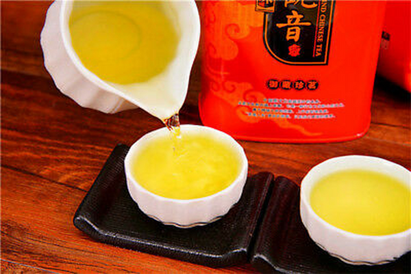 Milk Oolong Tea Healthy Green Tea Food Gift Packing Iron Can Package 10 Bags Tea