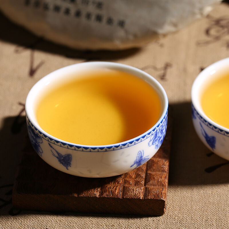 Organic Yunnan Menghai Puer Tea Chinese Cha Pu-Erh Tea Natural Pressed Tea 357g