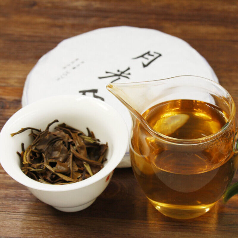 Healthy Moonlight White Pu-Erh Tea Cake Yunnan Aged Pu'er Green Tea 200g Secondary image