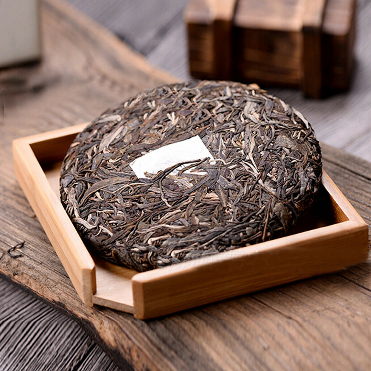 Pu-erh Raw Tea Cake High Mountain Ancient Trees Early Spring Pure Material 200g