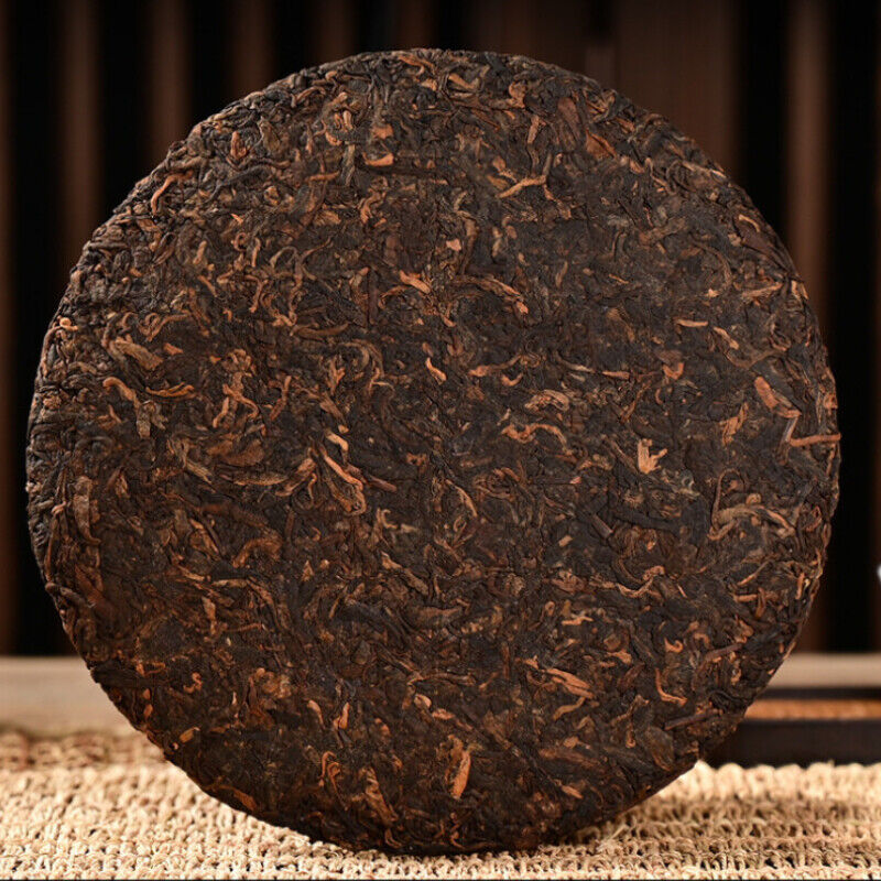Black Tea Big Tree Golden Bud Pu'er Yunnan Old Pu-Erh Cooked Tea Cake 357g Secondary image