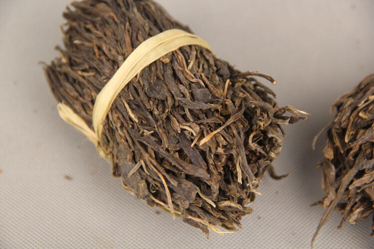 Puerh Raw Tea Premium Big Leaf Fermented Tea Natural Yunnan Bazi Bulk Pu-Erh Tea