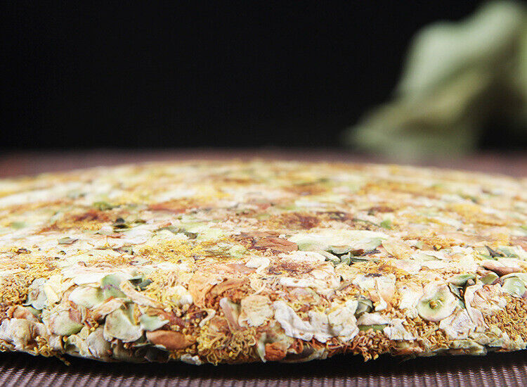 Pu-erh Tea Cake Raw Tea 357g Tea Flower Pu-erh Cake 谷花普洱茶饼生茶357g茶花普洱饼大雪山茶区普洱茶叶