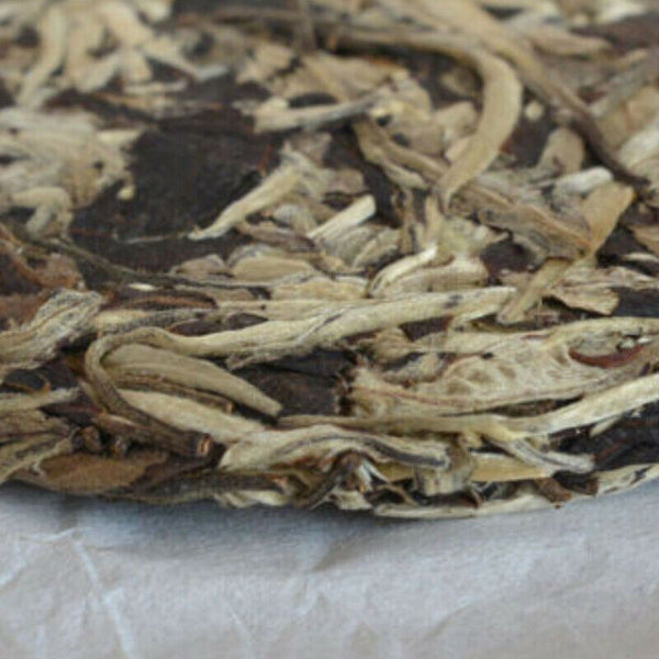 Jinggu Moonlight Pu'er Tea Box XIA GUAN BAI CHA Dali White Tea Cake 320g