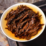 Spring Pu'er Black Tea Gift Tea Top-Grade Yunnan Dian Hong Pu-Erh Tea Cake 357g