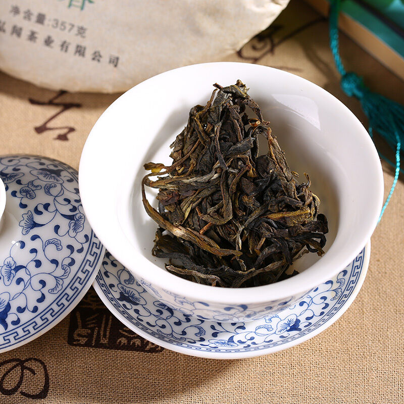 Organic Yunnan Menghai Puer Tea Chinese Cha Pu-Erh Tea Natural Pressed Tea 357g
