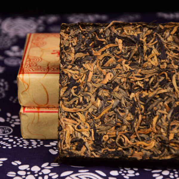 Fengqing Dian Hong Golden Buds Dianhong Yunnan Dian Hong Black Tea Brick 250g
