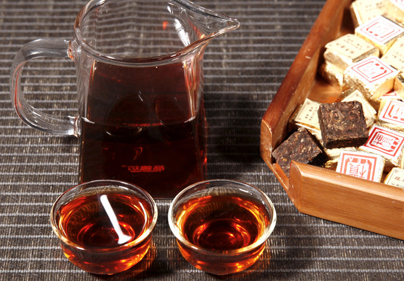 Ripe Puer Tea Brick Old Pu'er Black Tea Cooked Puerh Yellow Iron Box Yunnan 250g