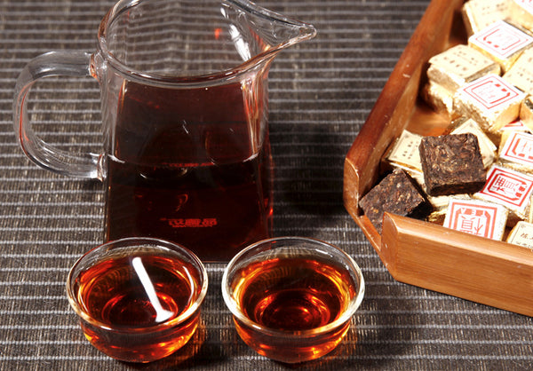 Ripe Puer Tea Brick Old Pu'er Black Tea Cooked Puerh Yellow Iron Box Yunnan 250g
