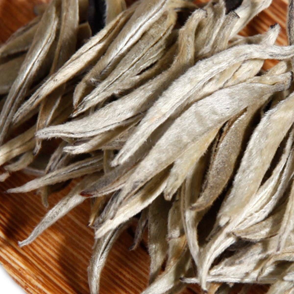 Yunnan Pu-erh Tea Raw Tea Mini Dragon Ball White Silver Needle Health Green Food