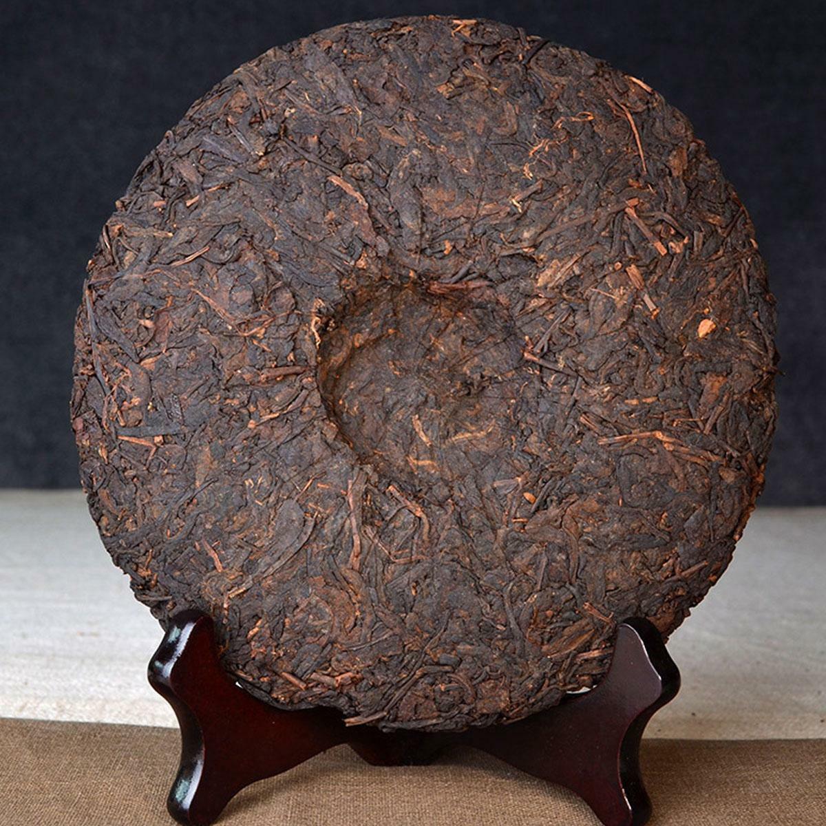 Menghai Chinese fermented Old Yunnan Puer Tea Cake Organic Ripe Pu-erh Tea 357g Main image