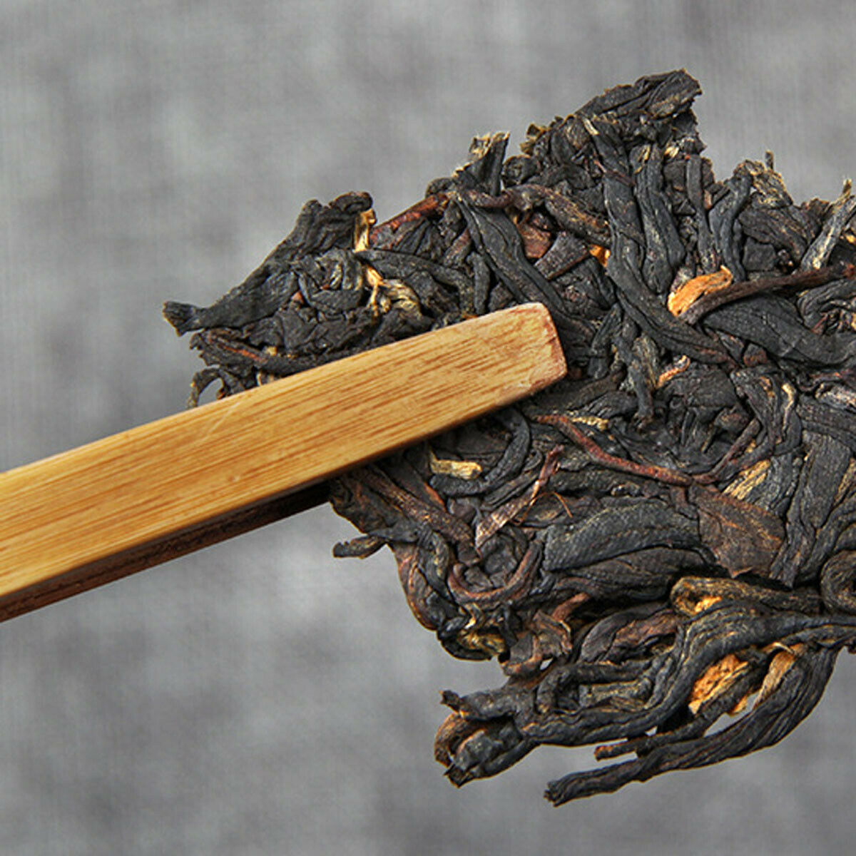 Black Tea Cake Ancient Tree Red Tea Big Leaf  Tea Chinese Health Green Food 357g