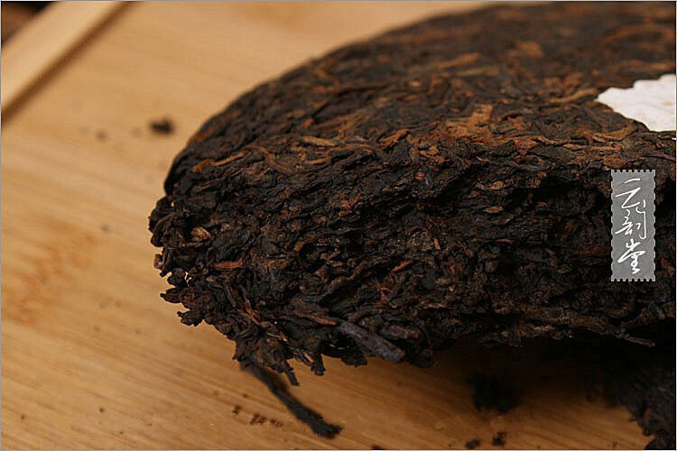 Naturally Organic Puerh Tea Black Tea Made in Chinese Ripe Puer Tea 357g