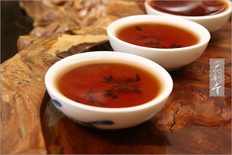 Naturally Organic Puerh Tea Black Tea Made in Chinese Ripe Puer Tea 357g