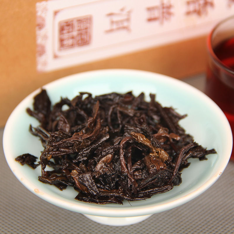 China Puer tea boxed 120g ripe pu-erh loose Black tea old tree organic health