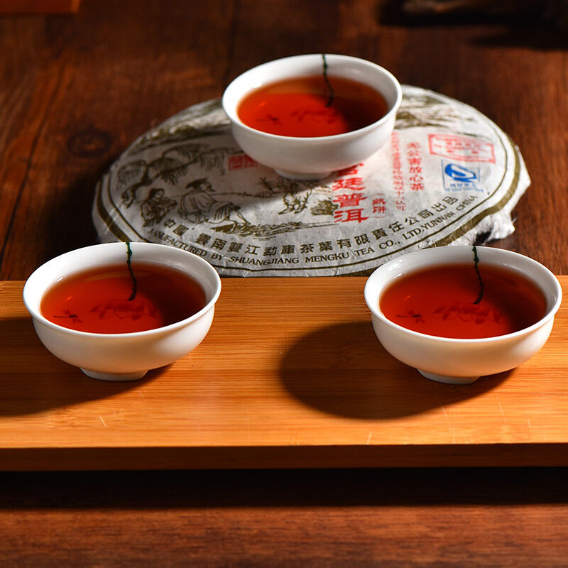 Gong Ting Royal Old Puer Tea Cake Yunnan Mengku Ripe Pu-erh Tea Black Tea 400g 茶 Main image