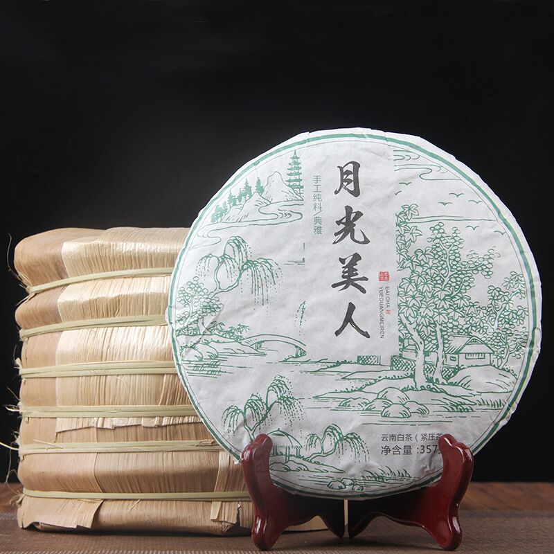 357g New Yunnan Raw Puerh Tea Moonlight White Yueguangbai Beauty Pu'er Tea Cake Main image