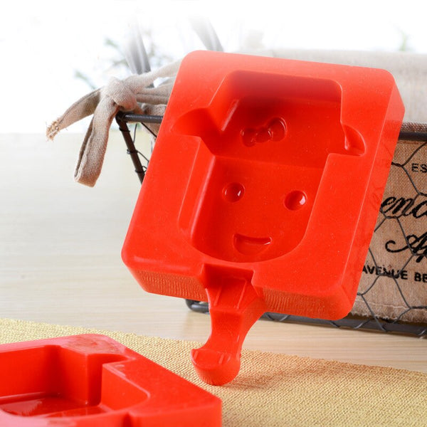 Cartoon DIY Silicone Ice Cream Mold Popsicle Molds Maker Holder Frozen Ice Mould with Popsicle Sticks Kitchen Tools