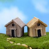 Wooden House Miniature figures decorative fairy garden animal statue Home Desktop Gift Moss ornaments resin craft TNB081