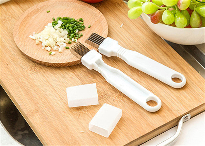 Convenient Onion Knife CutterGraters Slicers Shredder Plastic+Stainless Steel knives With Cover Vegetable Tools