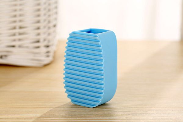 Convenient Colorful 1 pc Cleaning Washing Flexible Scrub Brush Hand-held Mini Washboard Antiskid Creative