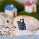 XBJ014 Miniature Decoration Cartoon Crafts Garden Squirrel Ornament Resin Decor Terrarium Figurines Micro Landscape