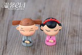 2pcs/lot Couple dolls Bride and groom Wedding decorations Micro landscape ornaments Chinese style creative ornaments Crafts