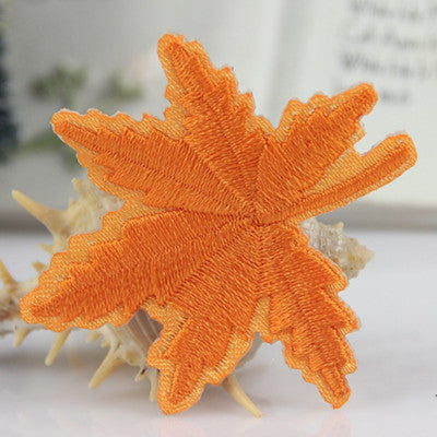 Cute 2 pcs Mixed Colors Fabric Sticker Patches Embroidered Iron on Patch Maple Leaf Sticker Garment Clothing Applique
