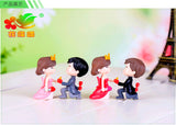 1pair Couple Decoration Crown Couple Moss Micro Landscape Resin Decoration Bride and Groom Small Decoration Crafts