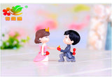 1pair Couple Decoration Crown Couple Moss Micro Landscape Resin Decoration Bride and Groom Small Decoration Crafts