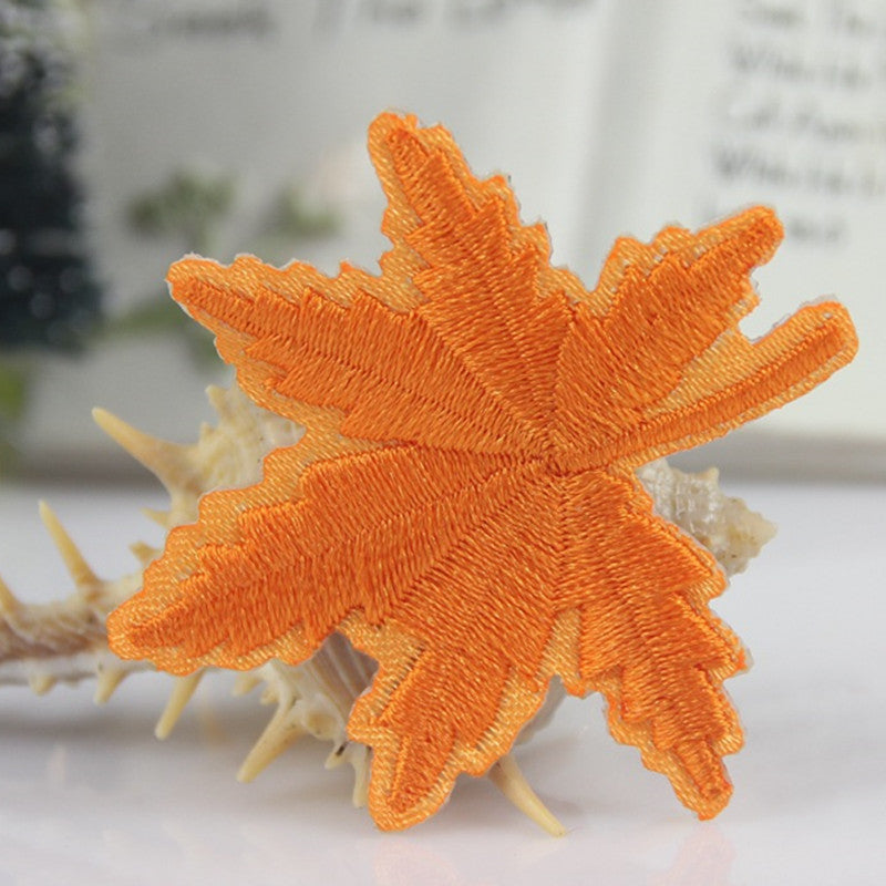 Cute 2 pcs Mixed Colors Fabric Sticker Patches Embroidered Iron on Patch Maple Leaf Sticker Garment Clothing Applique