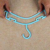 Liplasting 10Pcs/Lot Portable Clothes Hanger Kids Children Toddler Baby Clothes Coat Plastic Hangers Hook Household