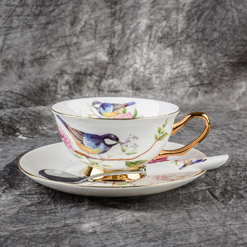 Pastoral Flower Bird Bone China Tea Cup Saucer Spoon Set 200ml British Cafe Porcelain Coffee Cup Advanced Ceramic Teacup Main image