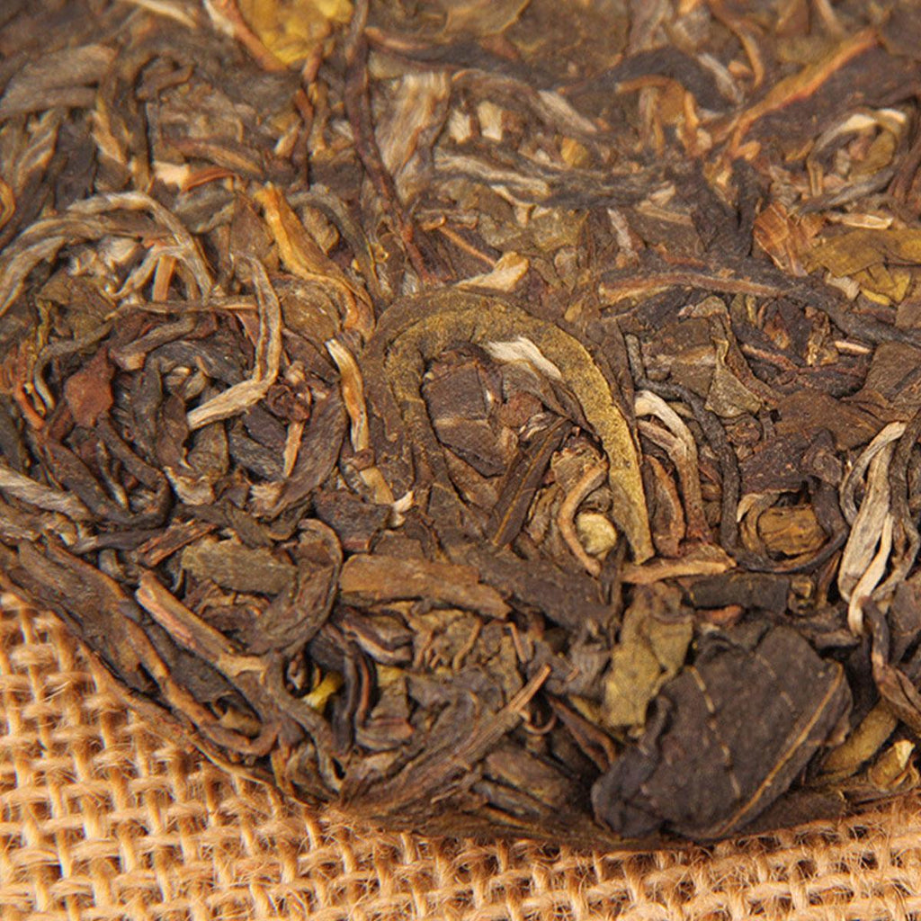 Puerh tea Raw Tea Pie Icelandic Ancient Leaves Seven Sons Tea Green Food Health
