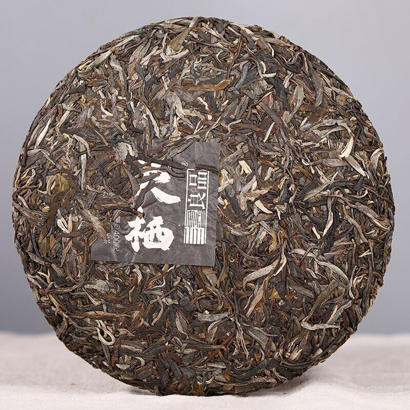 Old Comrade Liang Pin Ling Qi Puer Tea Top-grade Cha aged Puer Tea Cake 400g Main image