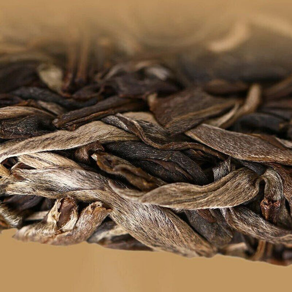 Old Comrade Liang Pin Ling Qi Puer Tea Top-grade Cha aged Puer Tea Cake 400g