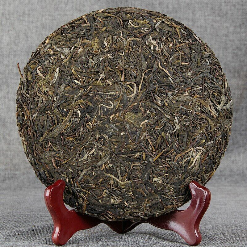 Yunnan Classical Old Tree Puer Tea Spring of Jingmai Cha Puer Tea Cake 357g Secondary image