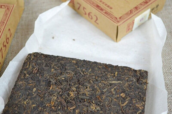 Yunnan Menghai 7562 TAETEA Dayi Tea Pu-erh Brick Tea Ripe Ecology Puer Tea 250g
