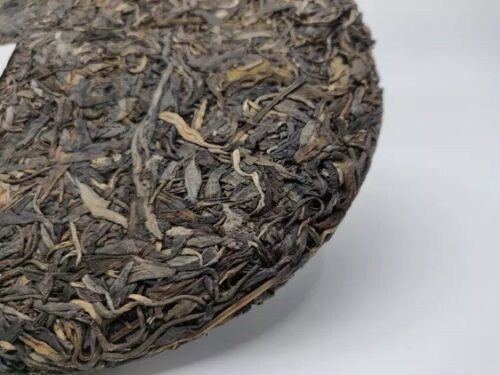 Yunnan Song Pin Hao Yiwu Mountain Ancient Tree Pu-erh Tea Cha Puer Tea 357g