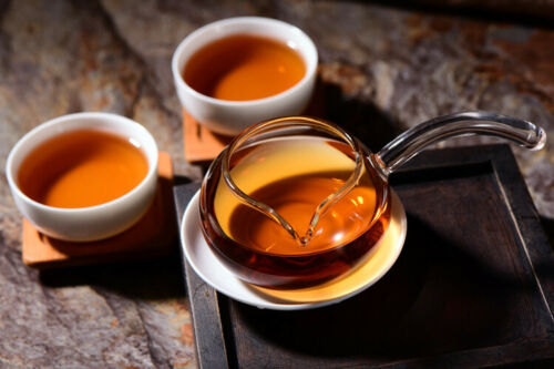 Yunnan Sun Dried Black Tea Ancient Arbor Tree Dian Hong Black Tea Cake 357g